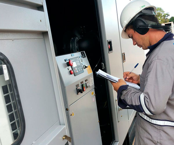 Tipos de manutenção para grupos geradores de energia elétrica