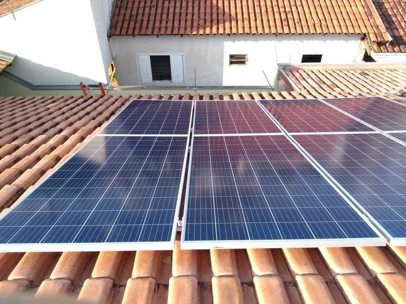 A Cogera energia oferece a instalação de painéis solares em diversas regiões do país